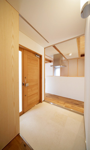 玄関（内観）