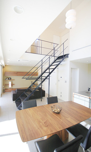 内観／リビング