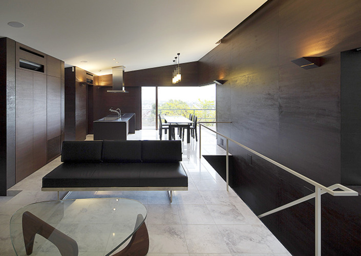 深谷山荘、ﾘﾋﾞﾝｸﾞ