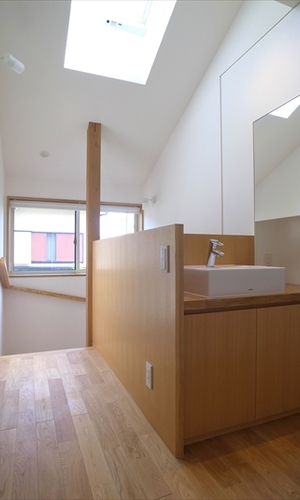 ２階階段ホール