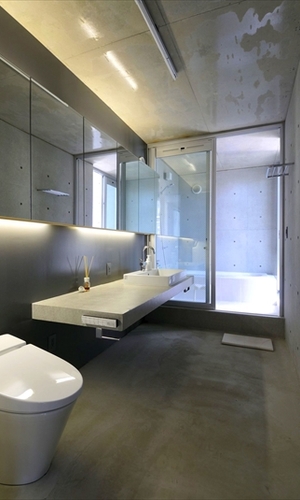 2階トイレ・洗面・浴室