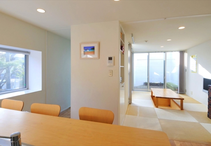 2階キッチンから見る