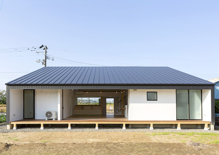 佐渡（さわたり）の住宅