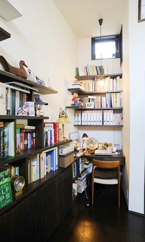 リビングの書斎コーナー