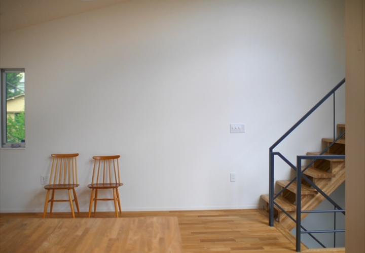 見る角度によって景色が変わるファブリックボードのような窓