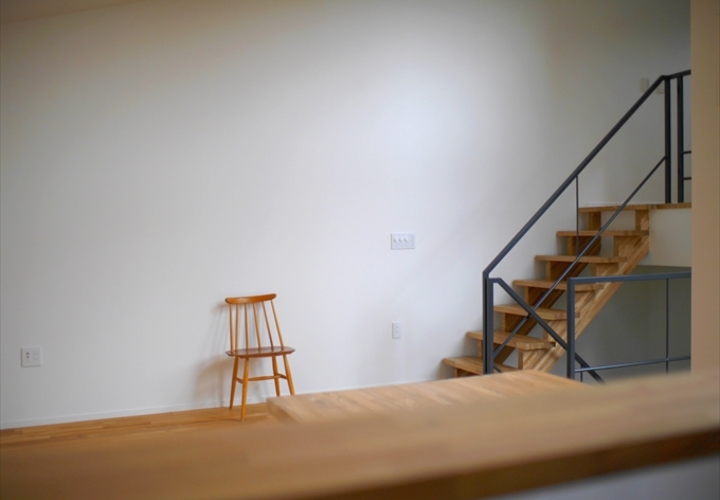 キッチンカウンターから見た空間