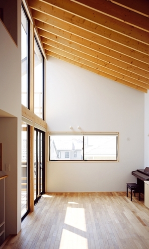 リビングダイニングとテラス