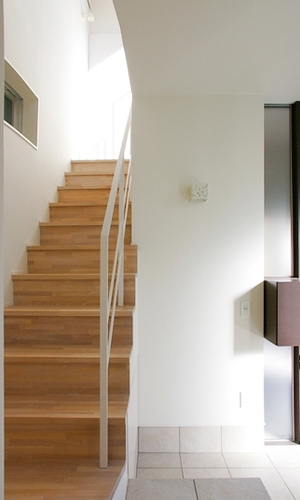 エントランスと階段