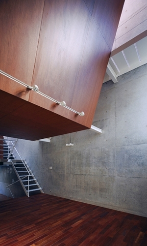 スタイリッシュなリビングダイニング3