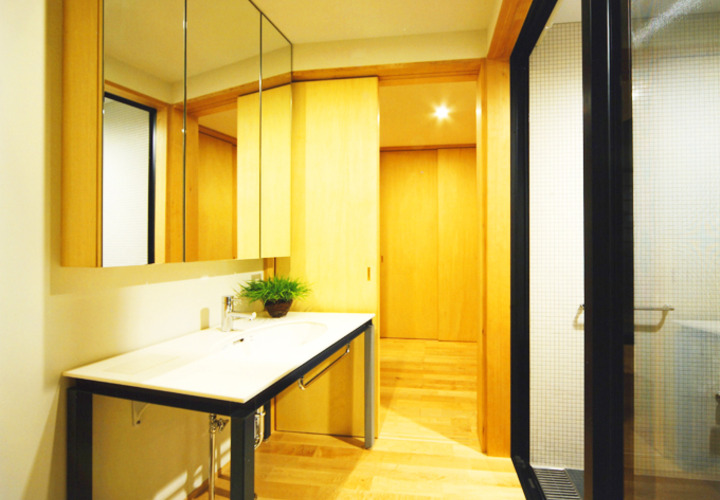 広々とした脱衣室