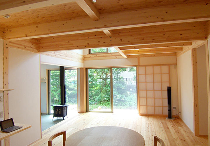 リビング上の吹き抜け