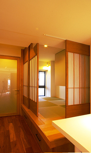 寝室を兼ねた和室