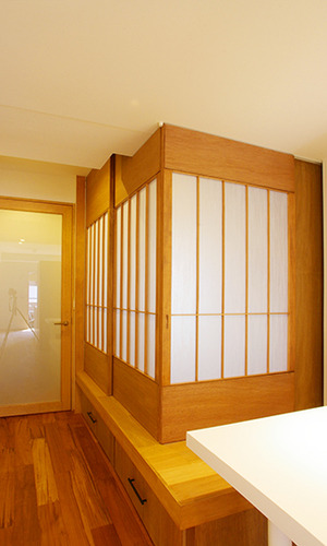 寝室を兼ねた和室