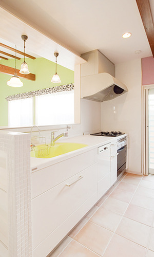 ライトグリーンのキッチンシンク