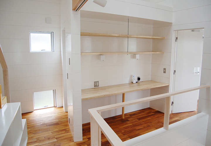 吹き抜け部分にあるワークスペース