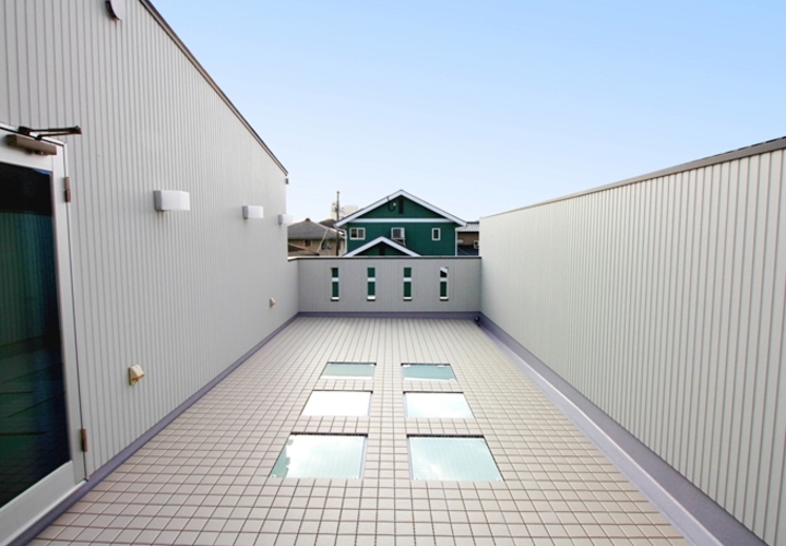 洗濯物干しにバーベキュー、さまざまな用途に活用できるバルコニー