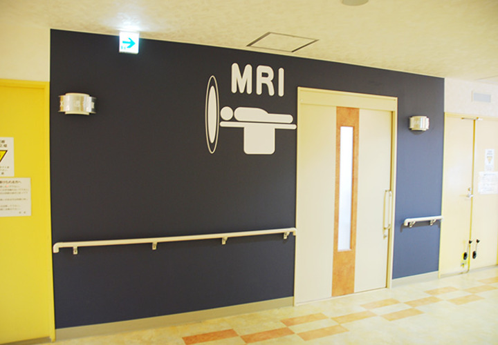 目的別に色分けされた壁面