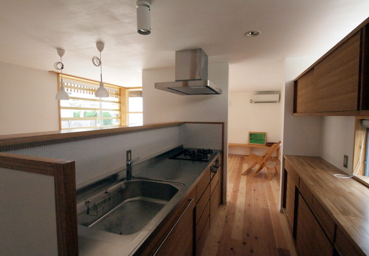 ほどよく隠れたキッチン