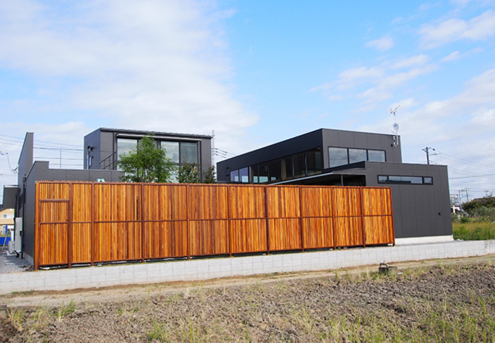 防犯に配慮しつつ採光をふんだんに採り入れる