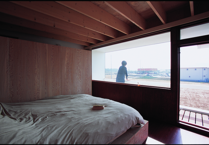 主寝室のバルコニー