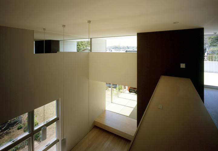 階下の家族と会話ができる書斎