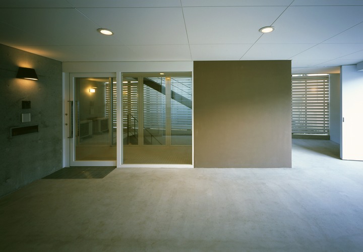 車いす利用者が主導で利用するガレージ