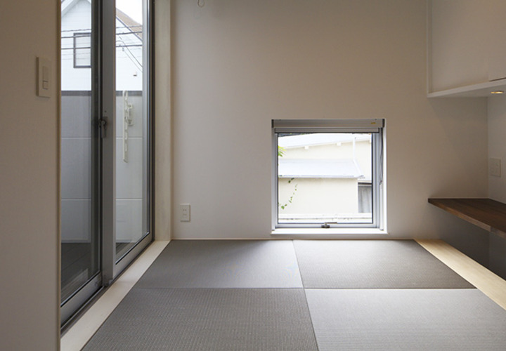 モダンでシンプルな和室スペース