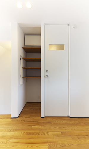 スペースを有効に使った収納