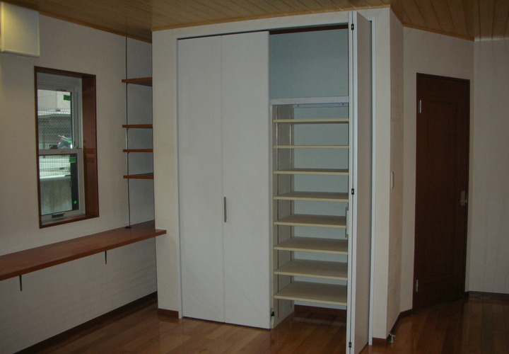 大工が作るクローゼット