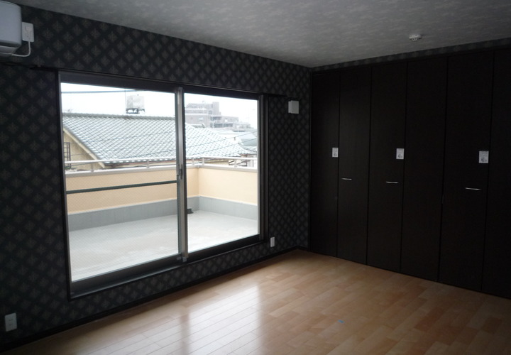 オシャレな洋室