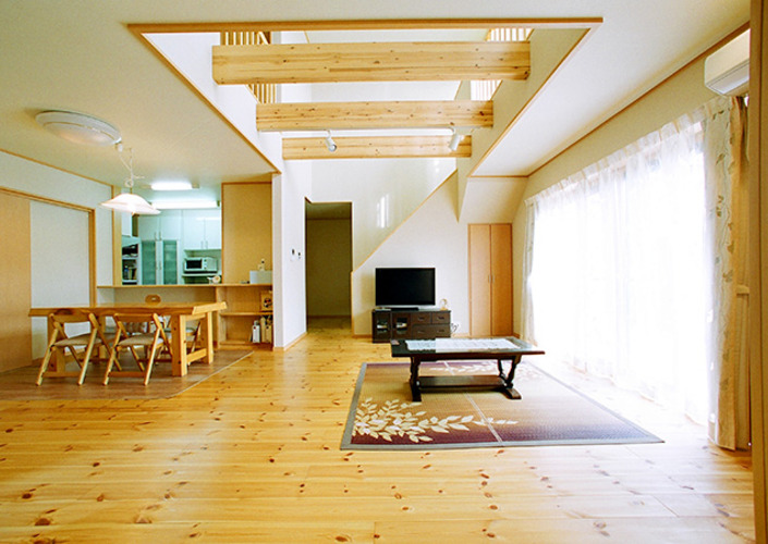 夏冬ともエアコンに頼らない家