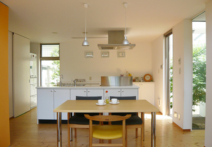 アイランドタイプのキッチン