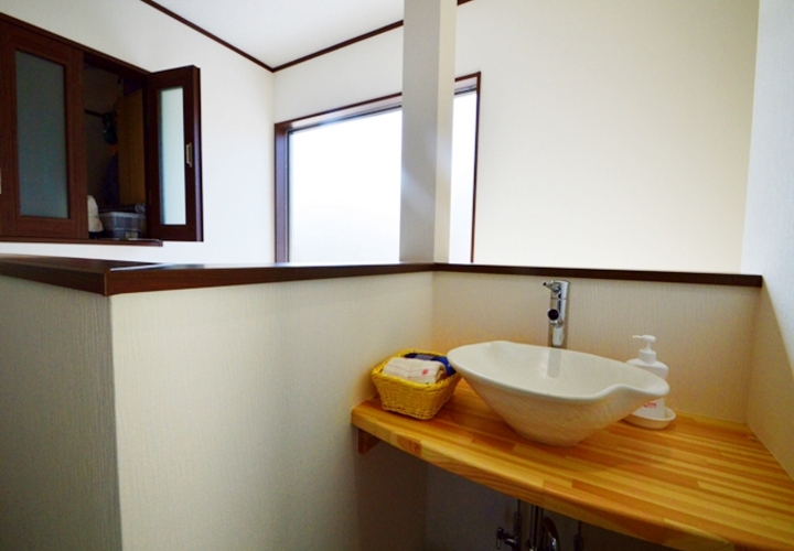 ２階にあると便利な手洗いカウンター