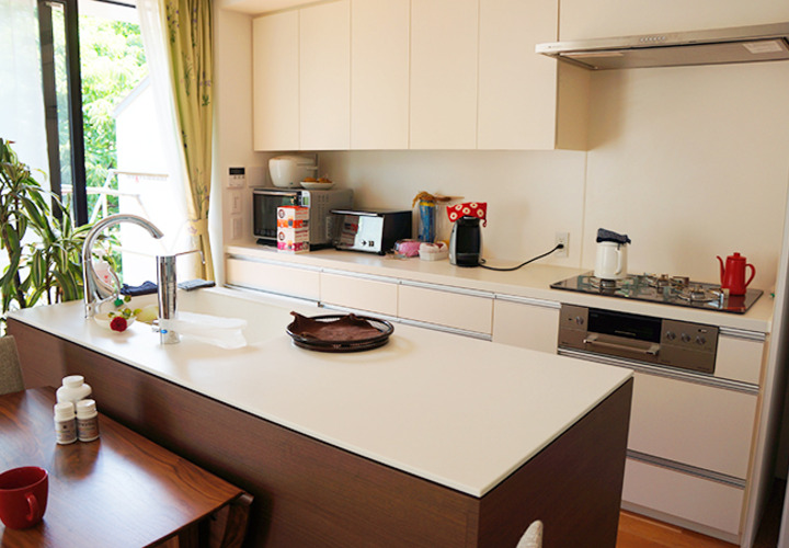 広々見渡せるオープンキッチン