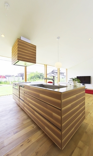 使い勝手を追求した居心地の良いオーダーキッチン。