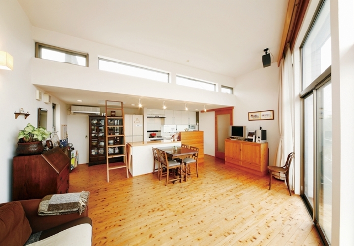 キッチンの上には屋上を配置