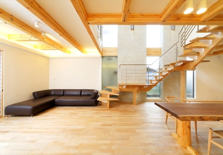 リズミカルに浮遊する階段