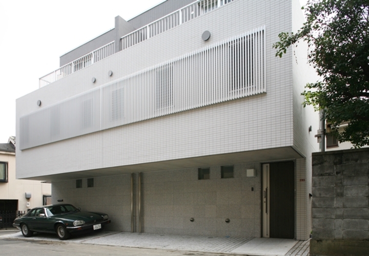 外観02　駐車スペースを確保