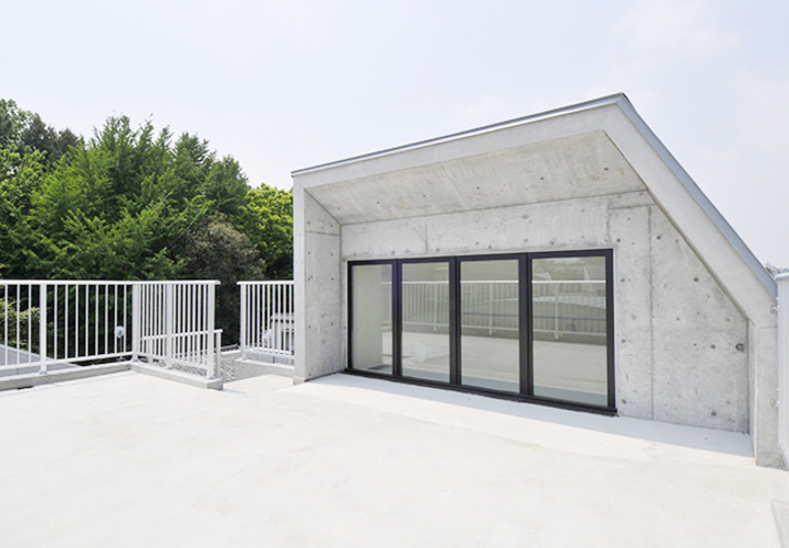 開放感のある屋上テラス