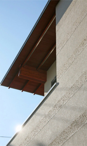 空を切り取るシャープなフォルム