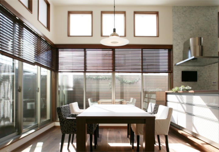 やわらかな日差しが包むダイニング