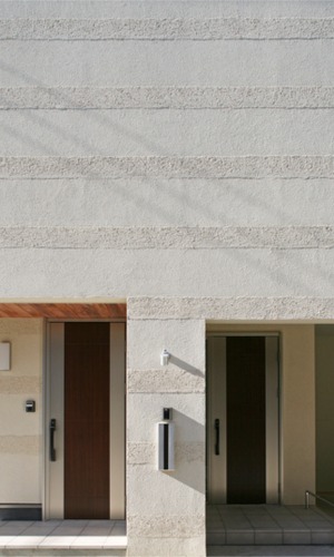 ナチュラルモダンな玄関外観