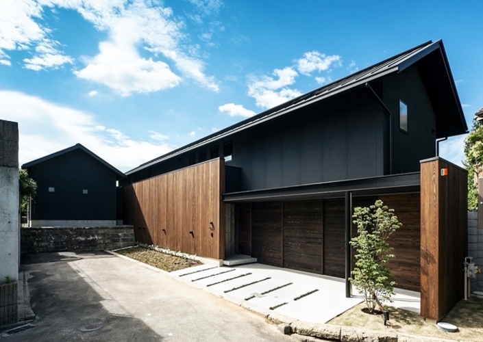 段差を生かす家