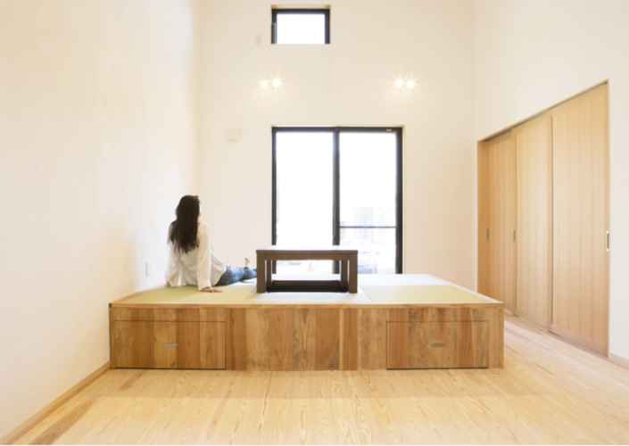 杉と漆喰を使った、きれいな空気の家