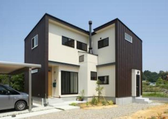 薪ストーブのあるイエ