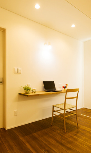 ｽﾀﾃﾞｨｰｶｳﾝﾀｰ