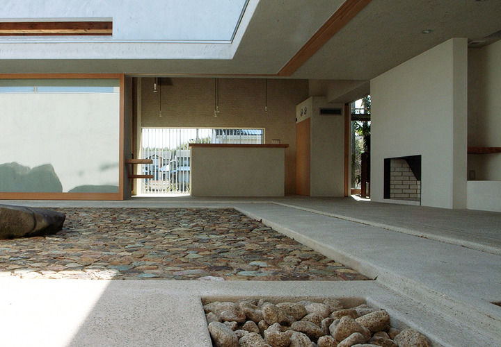 L字型に開かれた大開口