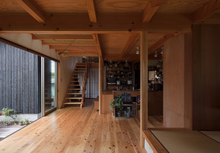 リビングダイニング