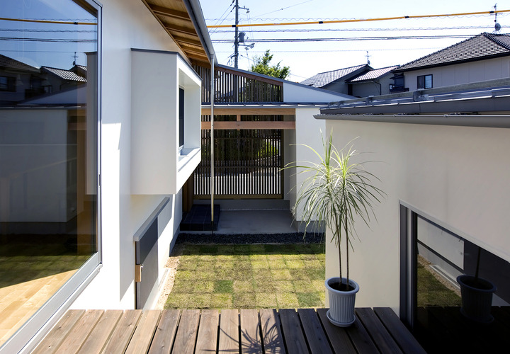 テラスからみた庭