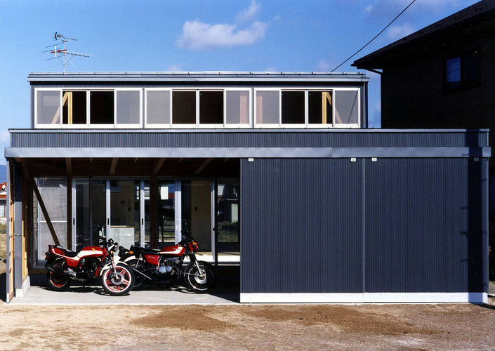 ガレージの家